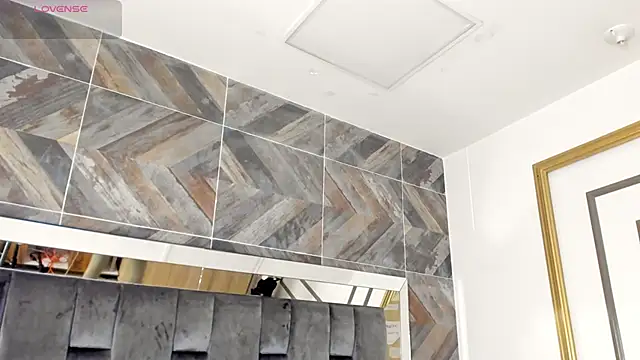 Snapshot of TaniaSmith1 chatting on November 6, 11:15 pm TaniaSmith1 online show from November 6, 11:15 pm