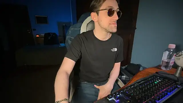 Snapshot of Stefisexy91 chatting on February 20, 10:48 pm Stefisexy91 online show from February 20, 10:48 pm