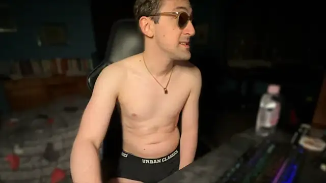 Snapshot of Stefisexy91 chatting on October 25, 5:30 pm Stefisexy91 online show from October 25, 5:30 pm