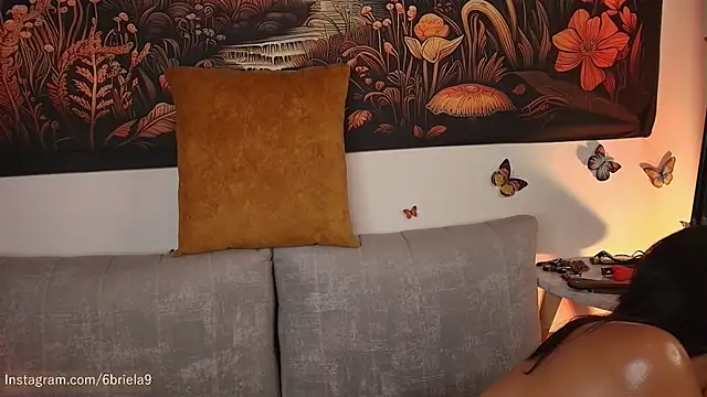 6Briela9  online show from March 3, 11:21 pm