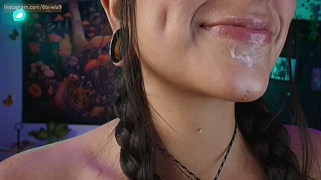 6Briela9  online show from March 29, 5:18 am