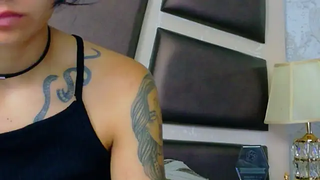 NicoleEsposito online show from July 4, 12:55 pm