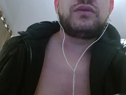 camiloking1720 online show from October 22, 10:42 pm