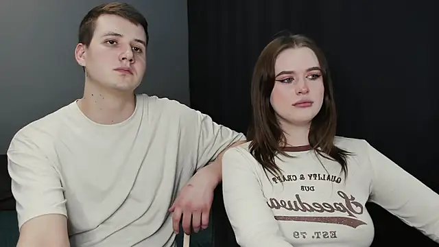 Snapshot of Pinku_kitsune chatting on March 11, 1:45 pm Pinku kitsune online show from March 11, 1:45 pm