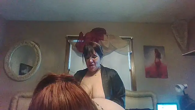 nora lane online show from January 17, 3:32 pm