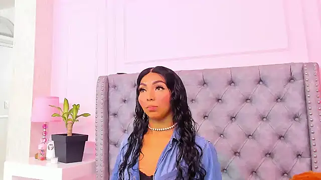 HaileeRoberts online show from January 16, 12:31 pm