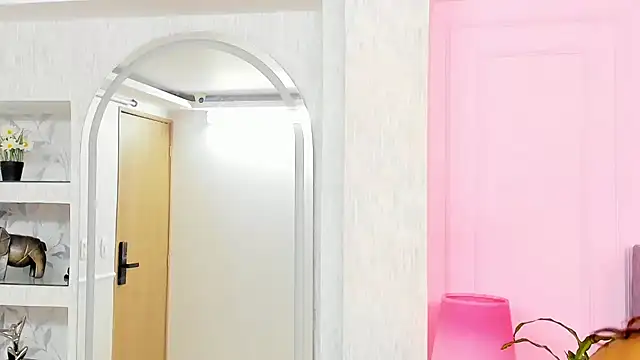 HaileeRoberts online show from February 27, 12:27 pm