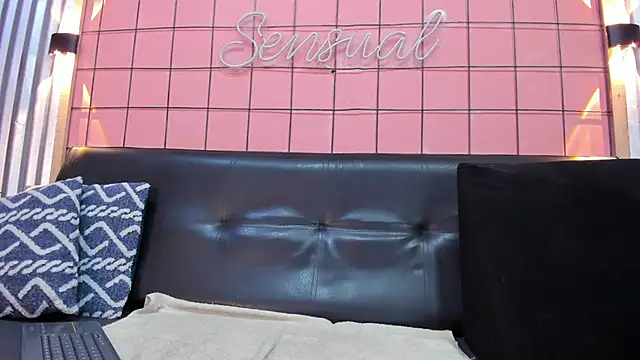 antony bigdick  online show from January 8, 1:11 am