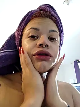 Snapshot of IamAlana_ chatting on February 19, 11:38 am IamAlana online show from February 19, 11:38 am