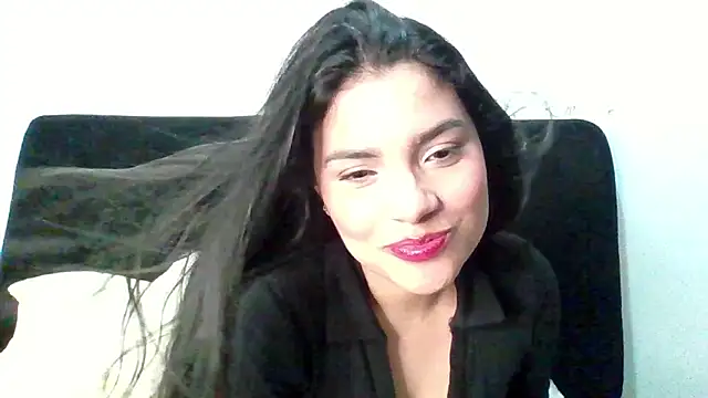 lolaa staars online show from September 15, 7:19 am