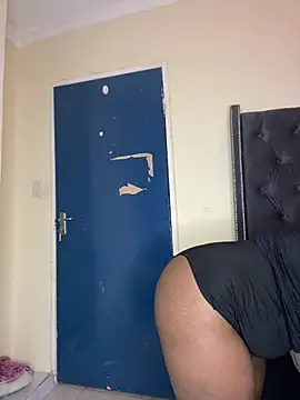 Snapshot of DarkBerry87 chatting on March 30, 4:52 pm DarkBerry87 online show from March 30, 4:52 pm