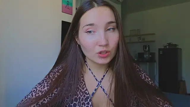 domDani subMay online show from April 5, 9:50 am