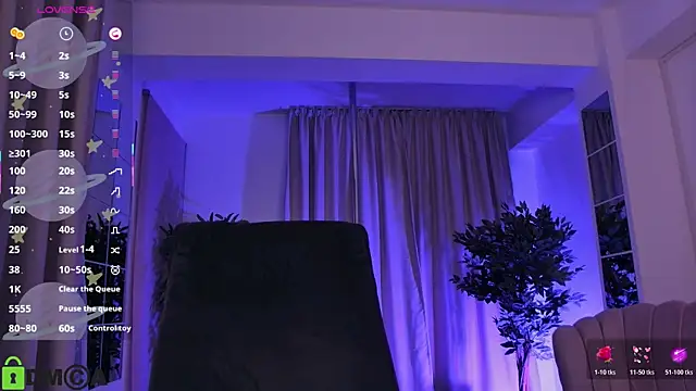 Snapshot of AllenaMoon chatting on February 7, 8:12 pm AllenaMoon online show from February 7, 8:12 pm