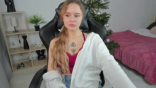 alicexforever online show from December 19, 7:40 am