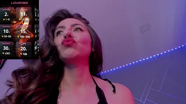 Snapshot of Ich_Bin_Julia chatting on December 14, 4:42 pm Ich Bin Julia online show from December 14, 4:42 pm