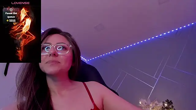 Snapshot of Ich_Bin_Julia chatting on December 22, 5:10 pm Ich Bin Julia online show from December 22, 5:10 pm