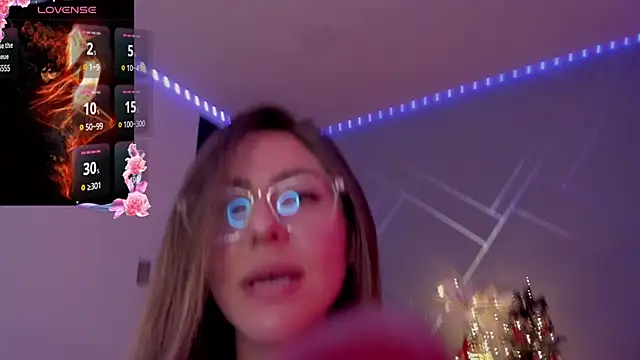 Snapshot of Ich_Bin_Julia chatting on December 28, 8:04 pm Ich Bin Julia online show from December 28, 8:04 pm