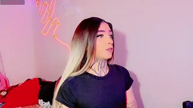 Micaela Rangel online show from July 19, 4:27 am