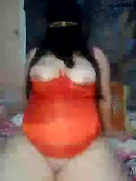 Snapshot of julia_julia02 chatting on January 11, 12:44 am julia julia02 online show from January 11, 12:44 am
