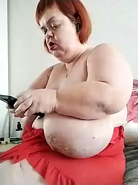MIDGET-TITS online show from February 6, 8:18 am