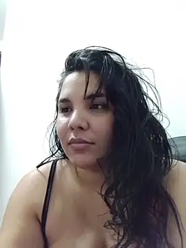 Snapshot of sinay024 chatting on February 21, 2:07 pm sinay024 online show from February 21, 2:07 pm