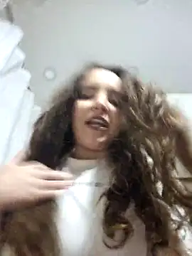 LineaDemie online show from October 17, 6:21 pm