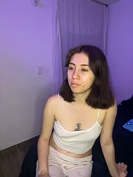Catyloves online show from February 5, 4:16 am