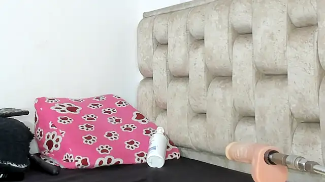 Snapshot of Sophia-Smith2 chatting on February 20, 11:05 pm Sophia-Smith2 online show from February 20, 11:05 pm