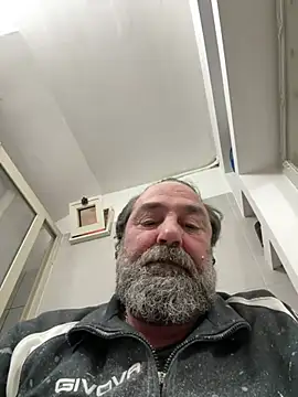 ros217 online show from April 3, 2:26 pm