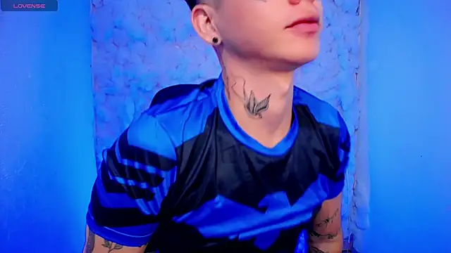 Tayson Rivers online show from October 31, 12:50 pm