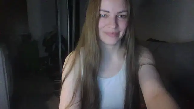 Snapshot of AnnaDiamond1 chatting on May 6, 9:20 pm AnnaDiamond1 online show from May 6, 9:20 pm
