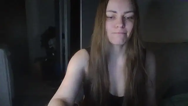 Snapshot of AnnaDiamond1 chatting on May 9, 11:10 pm AnnaDiamond1 online show from May 9, 11:10 pm