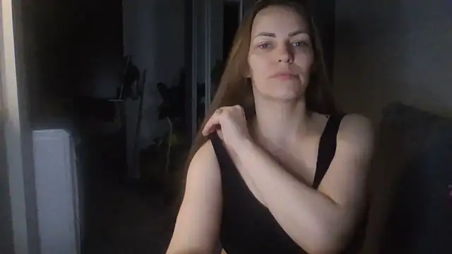 Snapshot of AnnaDiamond1 chatting on June 13, 6:50 pm AnnaDiamond1 online show from June 13, 6:50 pm