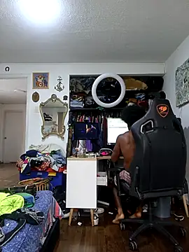 Siriss boyrag online show from April 9, 1:27 pm