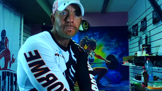 fabxxl online show from January 15, 8:30 am