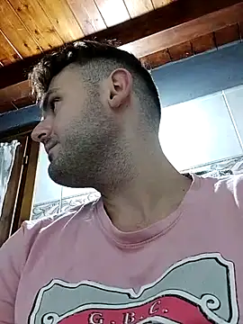 Snapshot of TheKing966 chatting on September 27, 5:56 am TheKing966 online show from September 27, 5:56 am