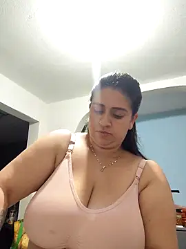 Snapshot of Melinda_bob chatting on February 23, 8:44 am Melinda bob online show from February 23, 8:44 am