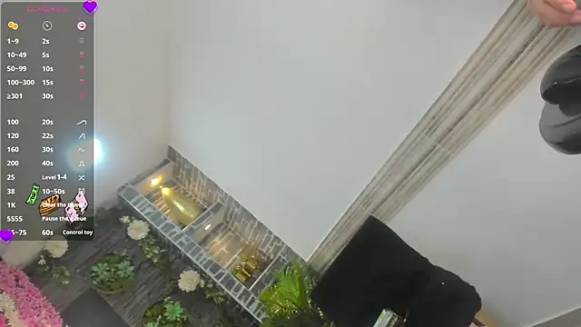 nayshalopestss online show from October 25, 3:47 am