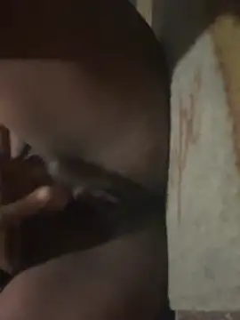 Snapshot of lillysbigbs chatting on March 27, 4:18 am lillysbigbs online show from March 27, 4:18 am