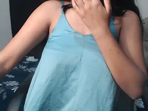 Snapshot of DevilErin chatting on March 1, 9:37 pm DevilErin online show from March 1, 9:37 pm