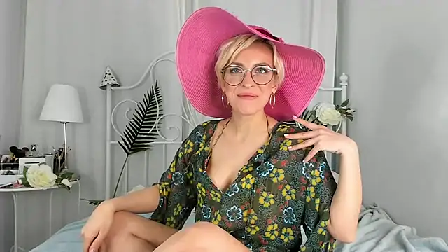 SakuFox online show from January 24, 3:00 am