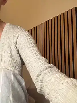 Snapshot of HotBella- chatting on February 23, 5:39 pm HotBella- online show from February 23, 5:39 pm
