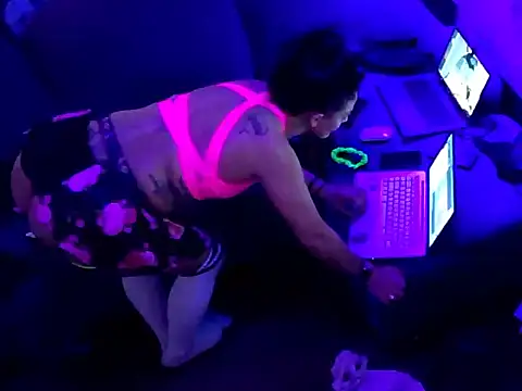 KRYZTALYNXXX online show from January 11, 1:01 pm