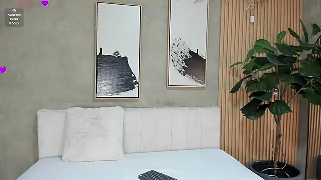 nina soul online show from December 19, 12:01 pm