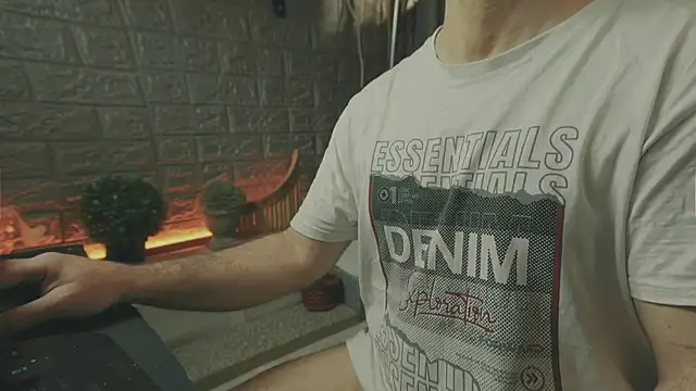 alex-volo online show from October 10, 3:11 pm