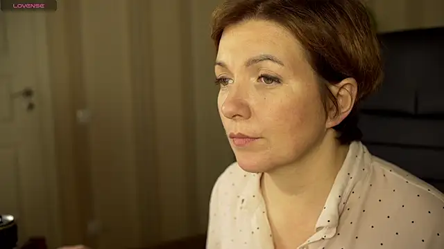 Snapshot of Katherine_Fox chatting on December 25, 2:23 pm Katherine Fox online show from December 25, 2:23 pm