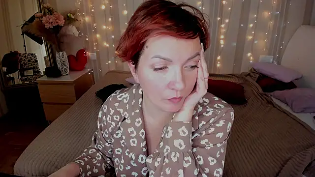 Snapshot of Katherine_Fox chatting on February 4, 6:49 pm Katherine Fox online show from February 4, 6:49 pm