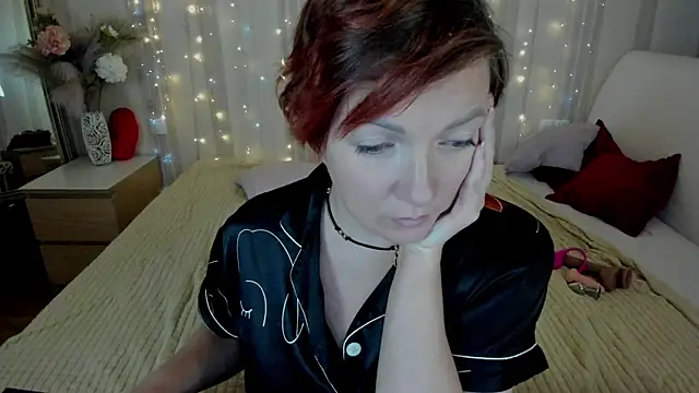 Snapshot of Katherine_Fox chatting on March 15, 11:19 am Katherine Fox online show from March 15, 11:19 am