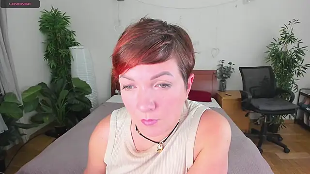 Snapshot of Katherine_Fox chatting on March 19, 5:06 pm Katherine Fox online show from March 19, 5:06 pm
