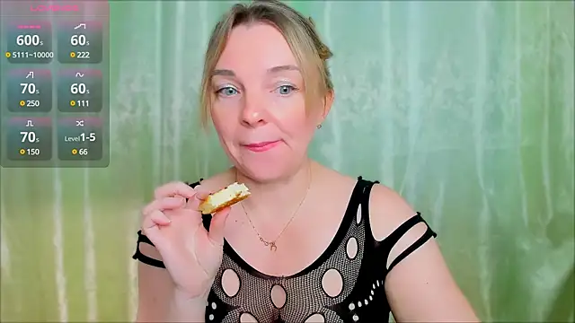 Snapshot of Regina__blue chatting on February 21, 2:59 pm Regina blue online show from February 21, 2:59 pm